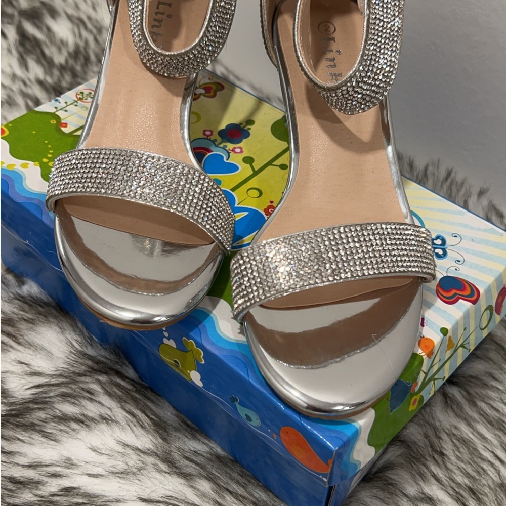 Silver High Heels with Rhinestone Embellishment and Stiletto Heel